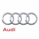 Audi logo con cuatro aros plateados sobre fondo blanco, imagen de marca.